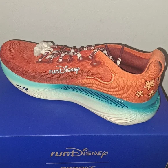 NEW, Brooks, Adrenaline GTS 25, RunDisney, Moana, Size 9.5 Medium (B) Limited Ed - Picture 10 of 10